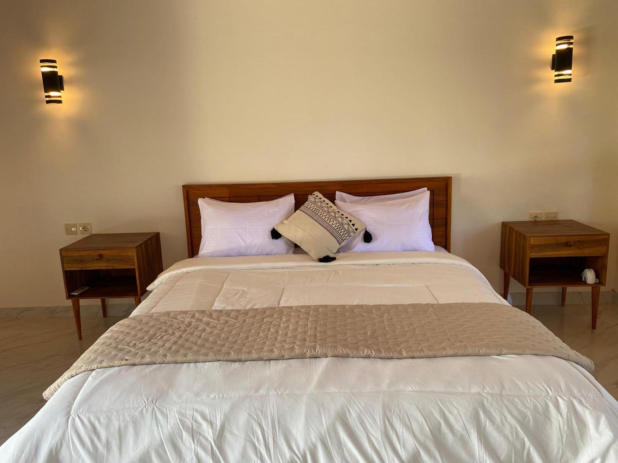 Dira Bungalows Тетебату Номер фото
