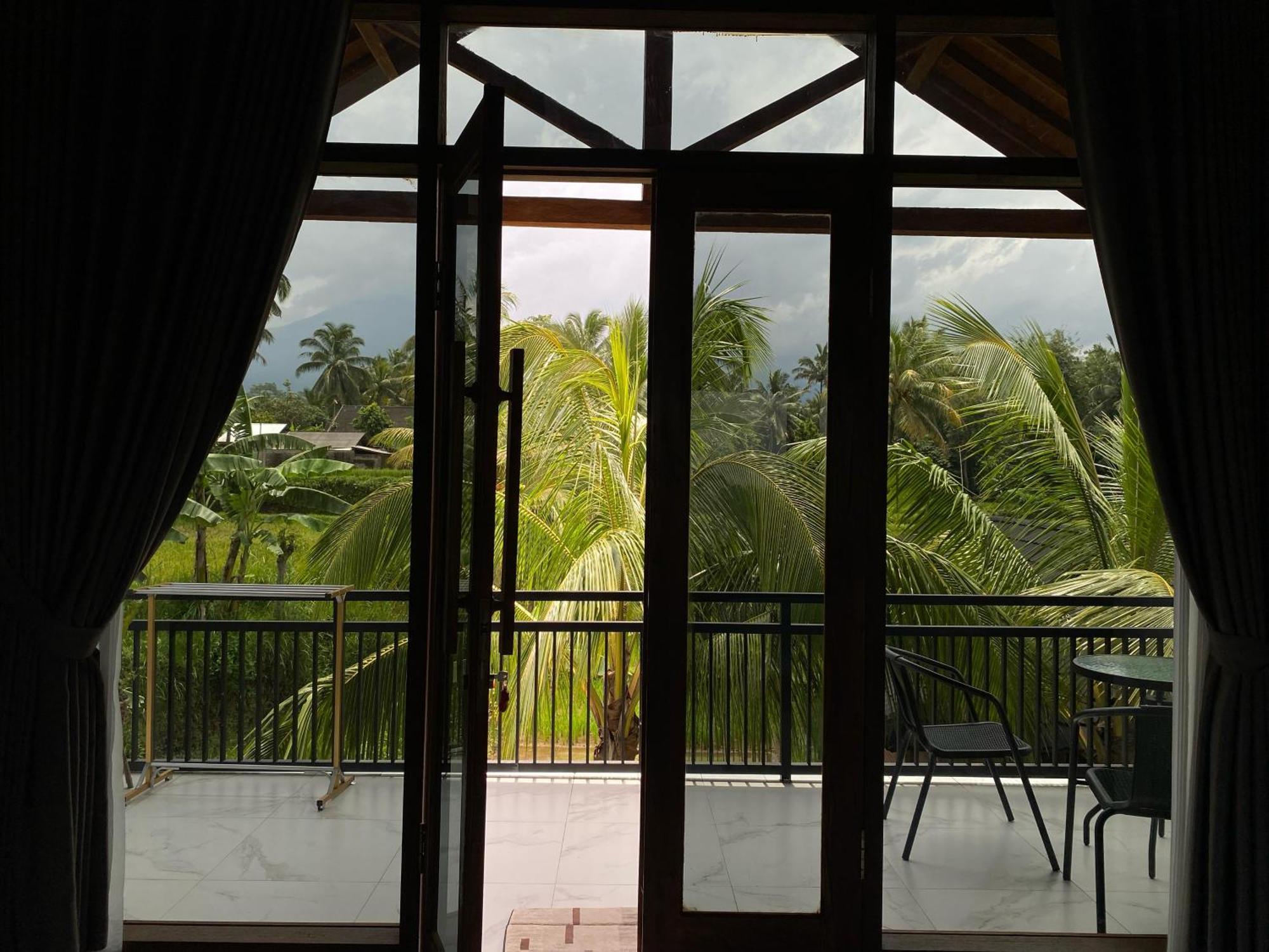 Dira Bungalows Тетебату Номер фото